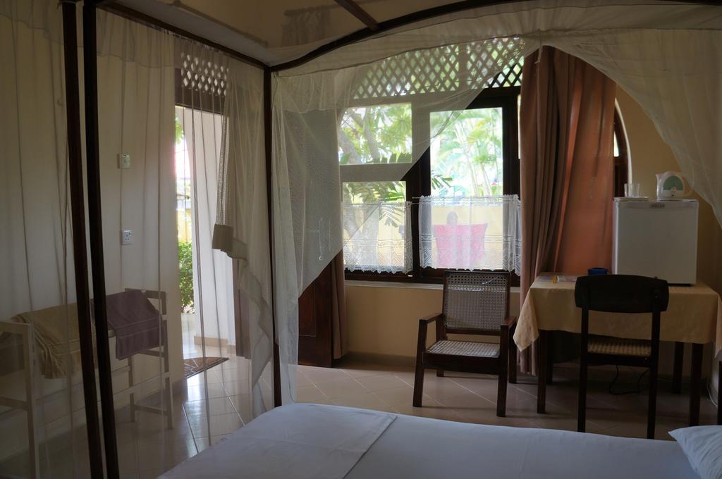 Tandem Guesthouse Hikkaduwa Exterior foto